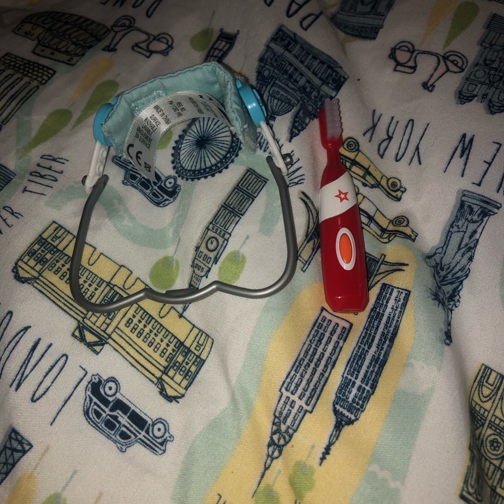american girl doll headgear and toothbrush